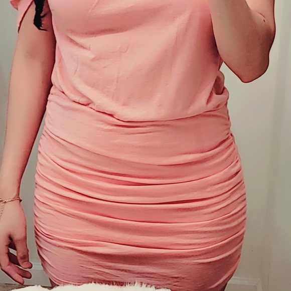 2 Victoria secret dresses 👗 body hugging 🤗 - Picture 6 of 10